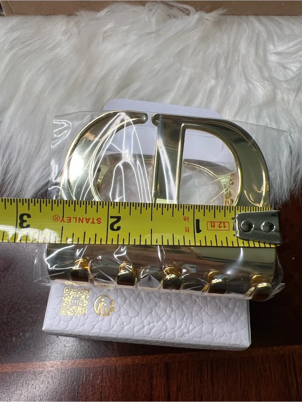 Dior CD Logo Gold Tone Polished Metal Beauty Hair Claw Clip NWT Limited Edition